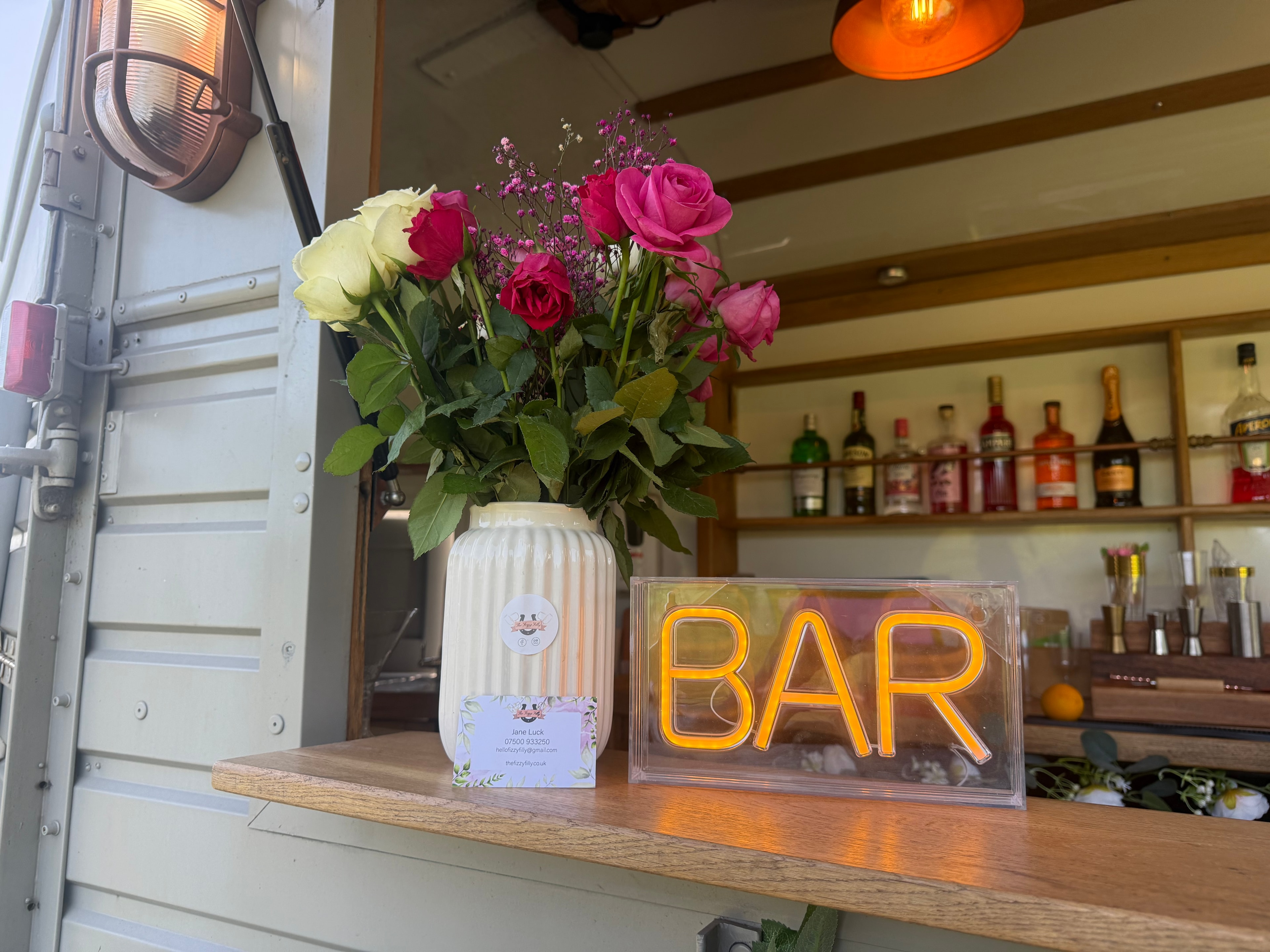 Horsebox bar exterior